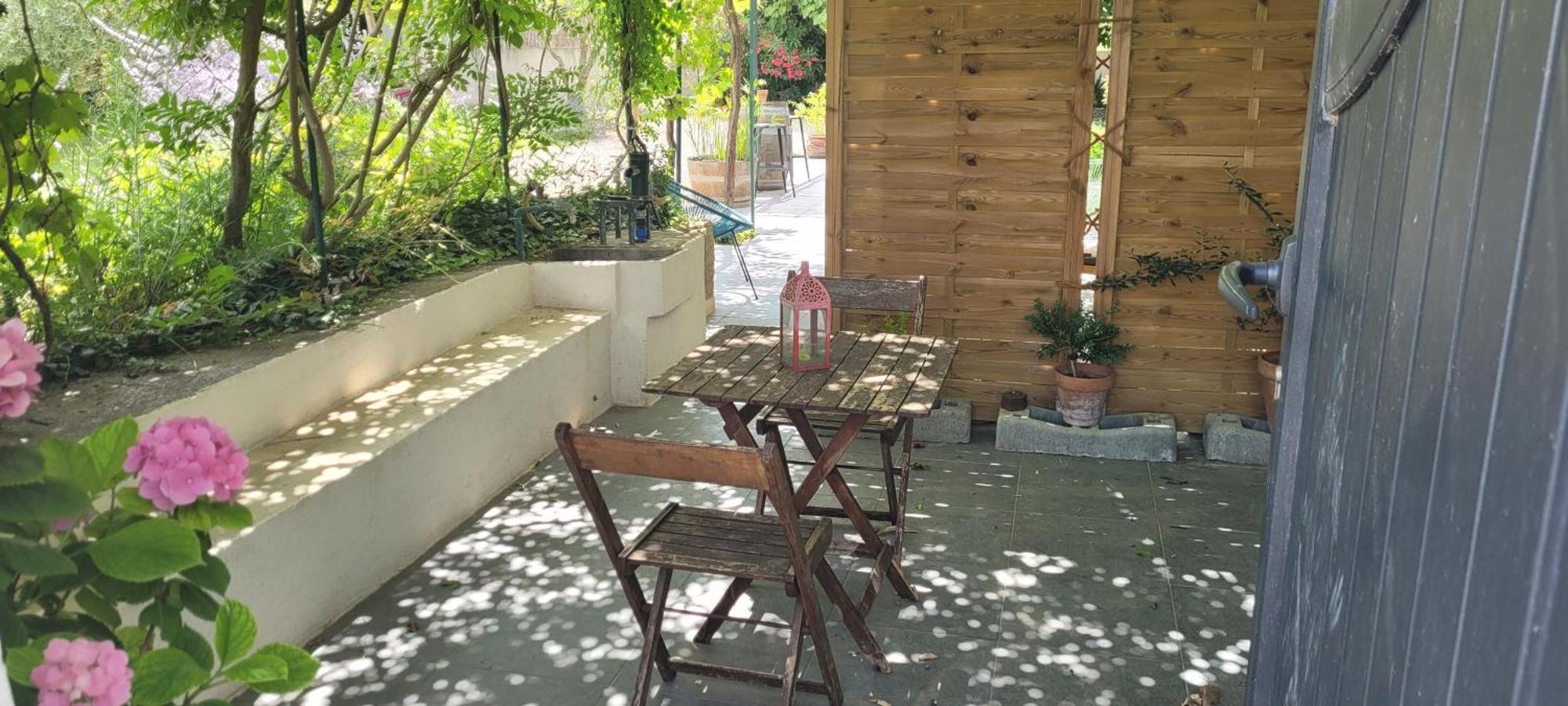 Location Appartement Dans Mas Provencal Monteux Luaran gambar