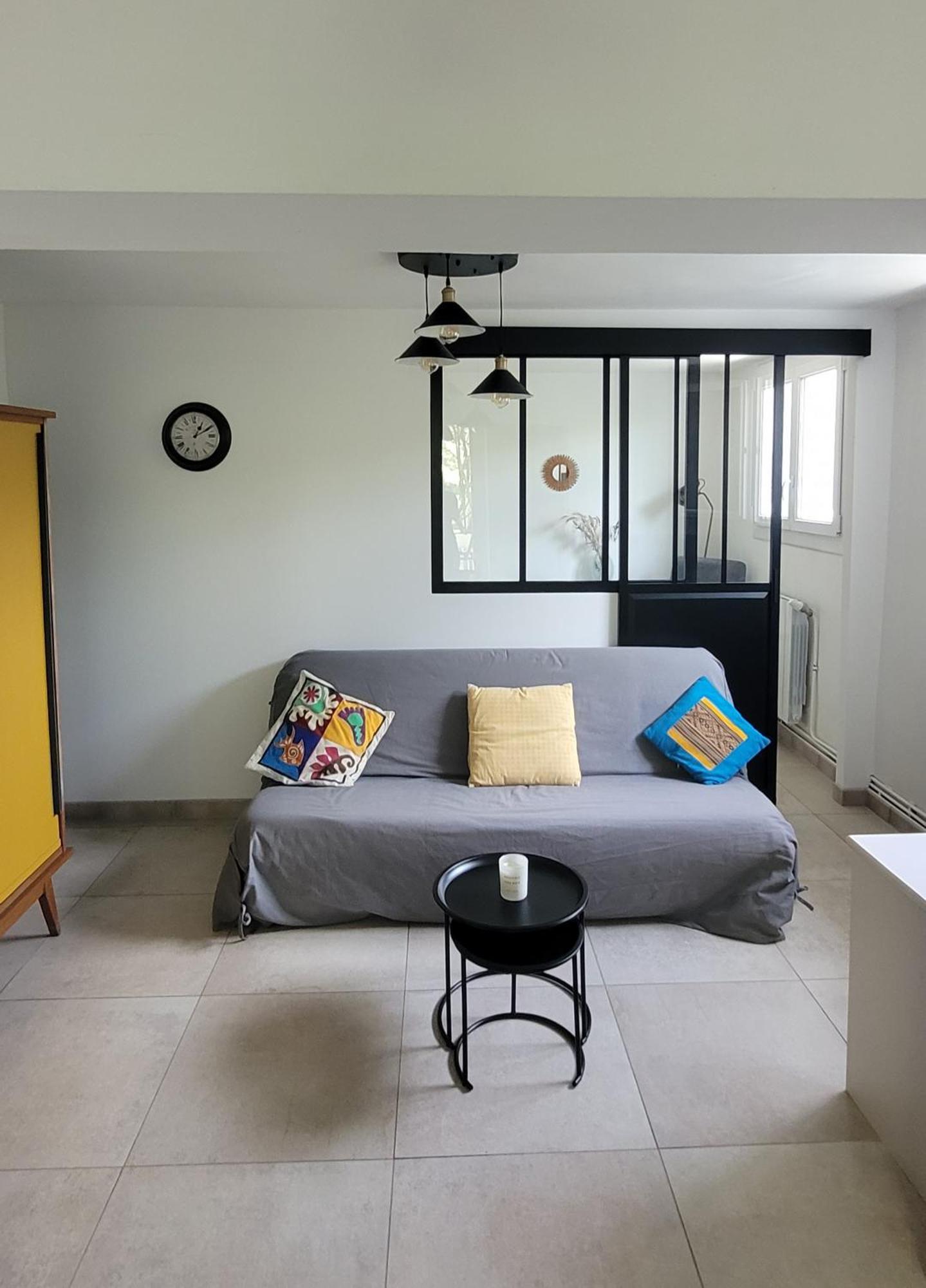 Location Appartement Dans Mas Provencal Monteux Luaran gambar